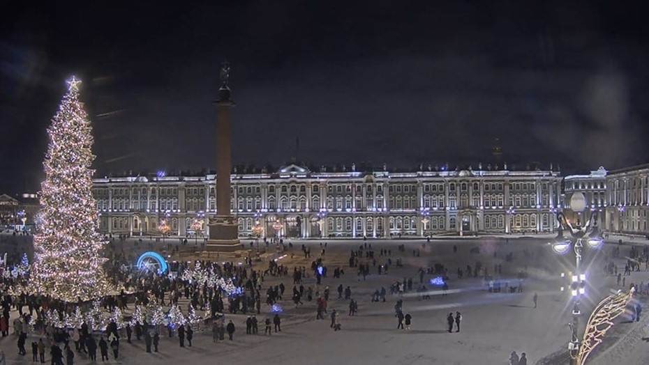    Скриншот видео веб-камеры на Дворцовой площади 5 января. Автор фото: www.hermitagemuseum.org