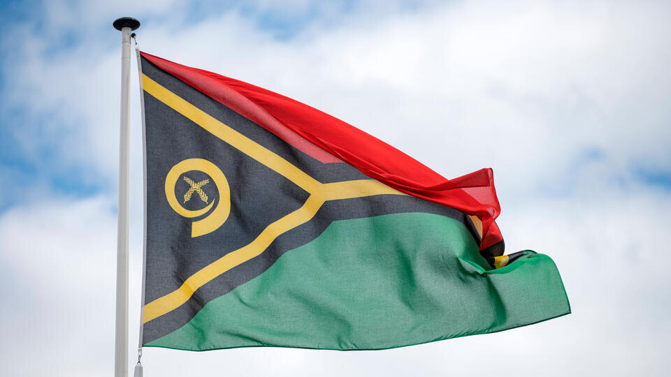     Грузовое судно под флагом Вануату село на мель на Кубани IMAGO/Richard Wareham/TASS