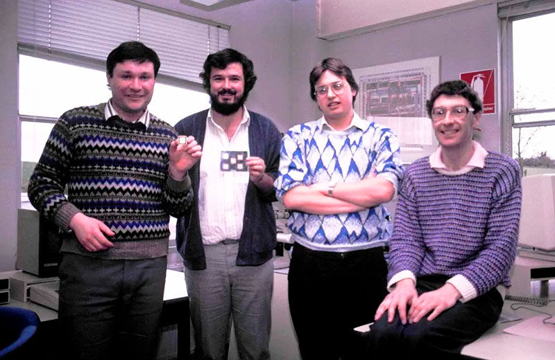 Команда разработчиков микросхемы ARM3 в 1989 году.