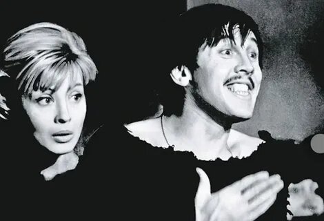 "Пригласила в гости, дверь оставила открытой, он заходит, а она в постели с другим мужчиной": разрушительная страсть Валерия Золотухина