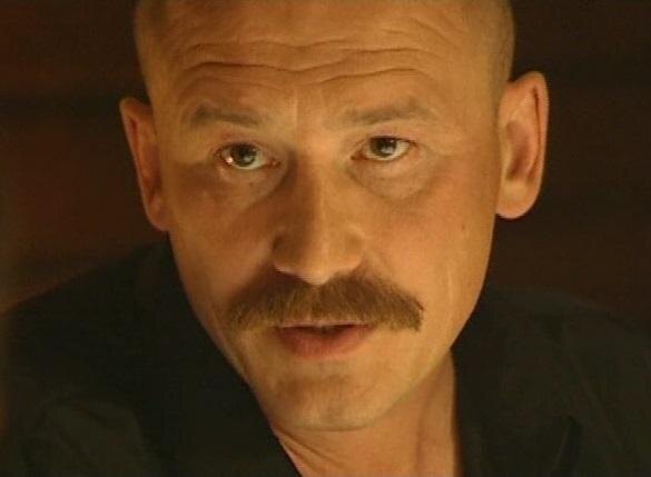 Андрей Хорошев. Обложка © Kinoteatr.ru / Кадр из телесериала «Боец» 2004 года, режиссёр Евгений Серов, сценарий Владимира Брагина