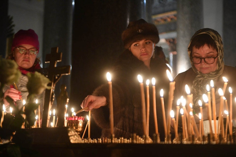    Сейчас верующие соблюдают Рождественский пост, посвящая время молитве, смирению и размышлениям Алексей БУЛАТОВ