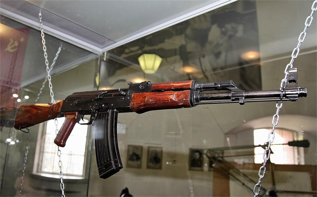   Прототип АК-74