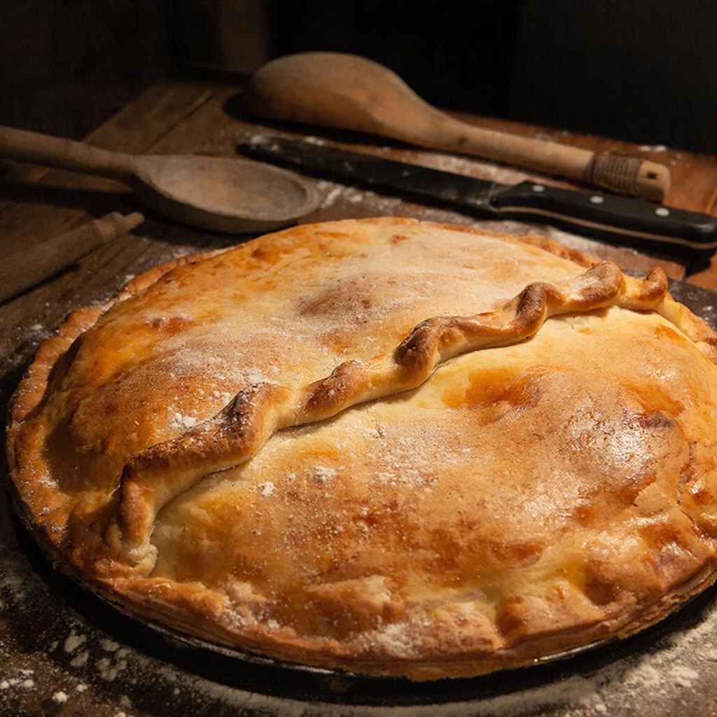 Рождественский Пирог: Ароматное Чудо с Грибами и Курицей