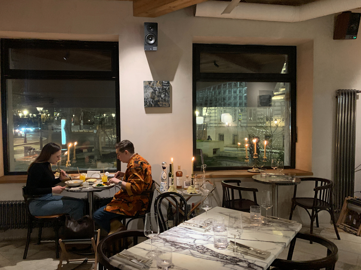 Интерьер ресторана Centrale Bistro