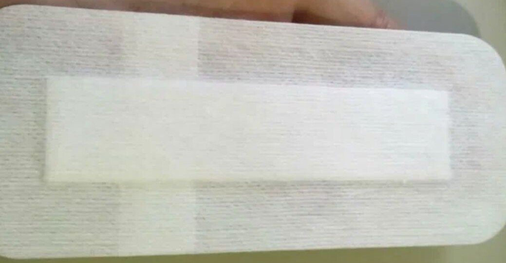 Не шов, а швы.