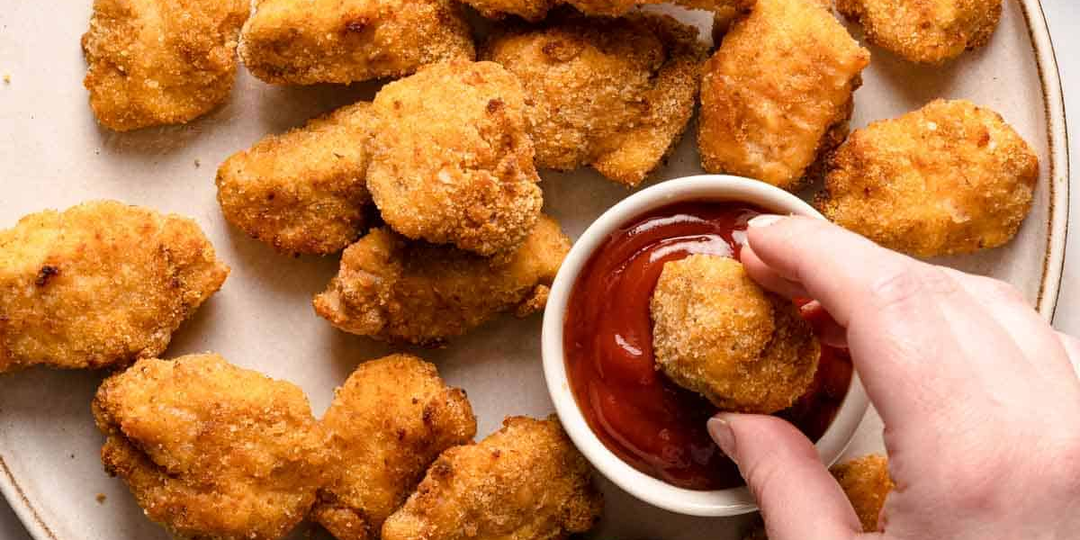 4 рецепта снеков в аэрогриле: креветки, наггетсы, гренки и картошечка