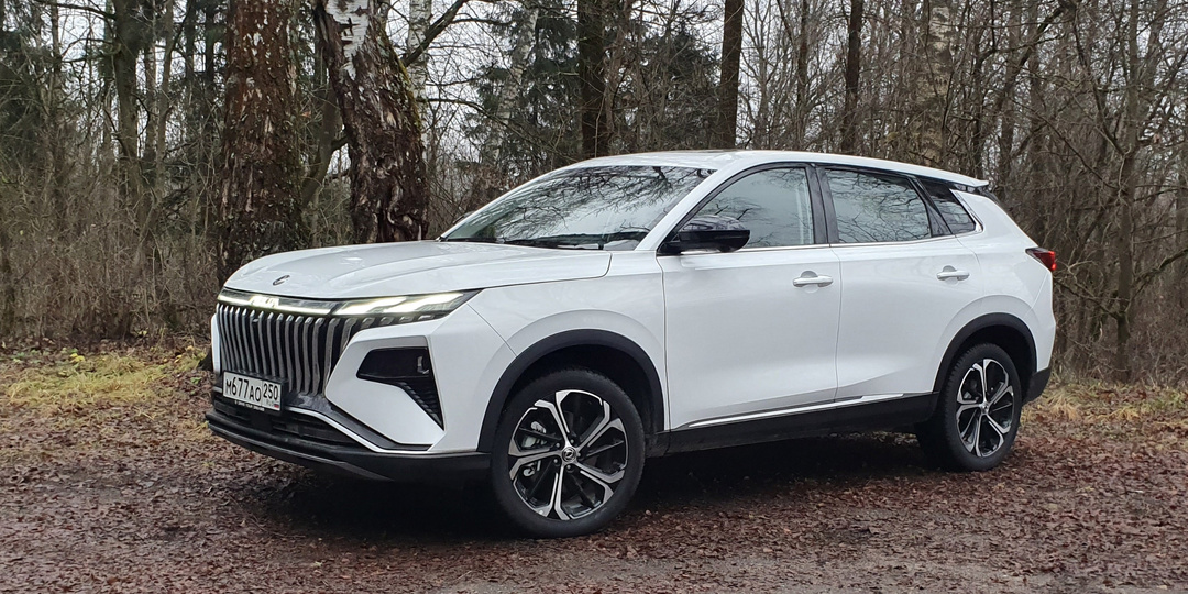 Стоит ли покупать китайский кроссовер с французскими корнями? Тест-драйв Dongfeng Huge