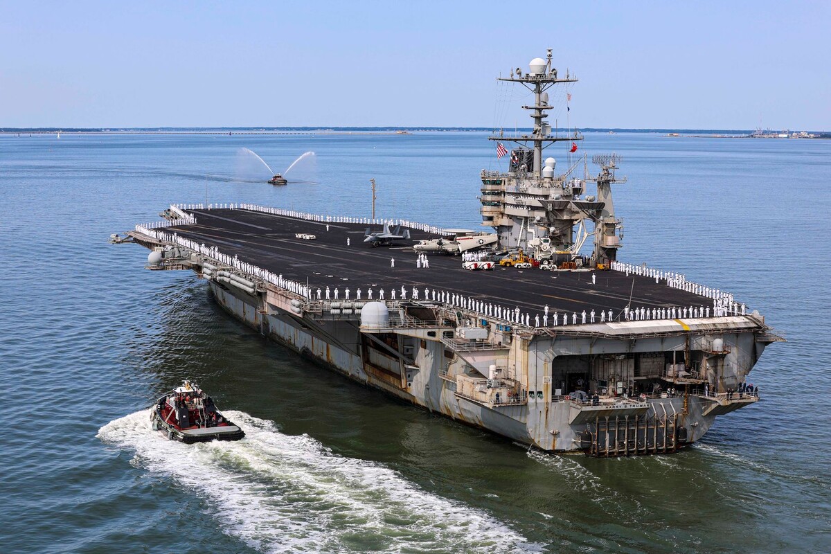     / Источник: © Petty Officer 3rd Class Troy Dav/Keystone Press Agency/Global Look Press