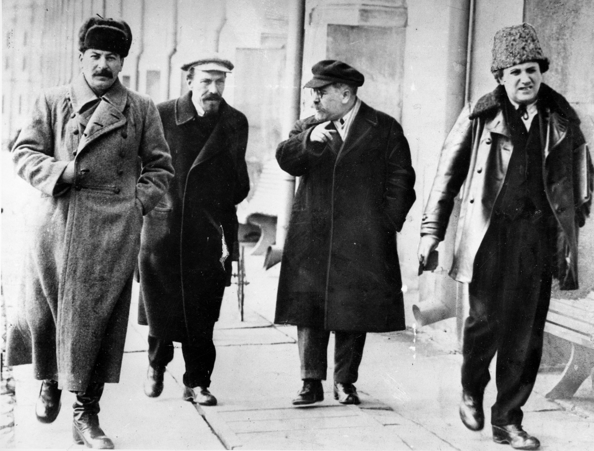 Сталин, Рыков, Каменев, Зиновьев