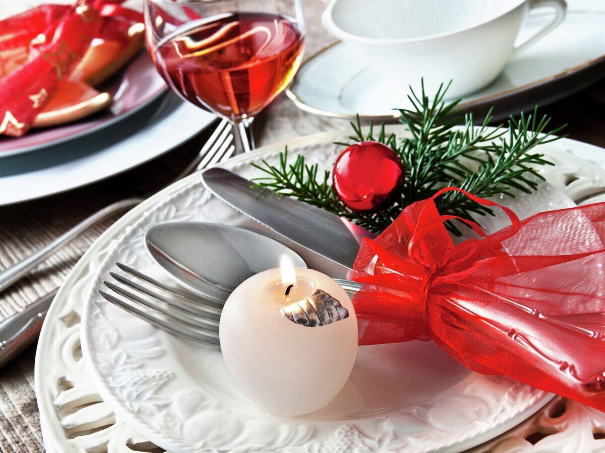    Праздничный стол | © Fotolia / PhotoSG