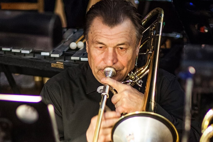    Фото Новосибирского музыкального театра