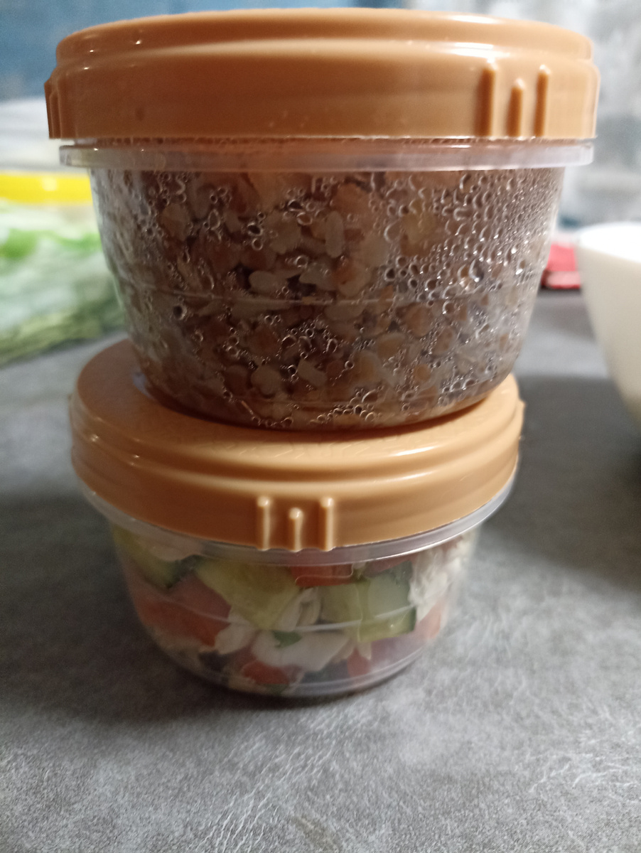 Обед на работу: греча с курицей и салат