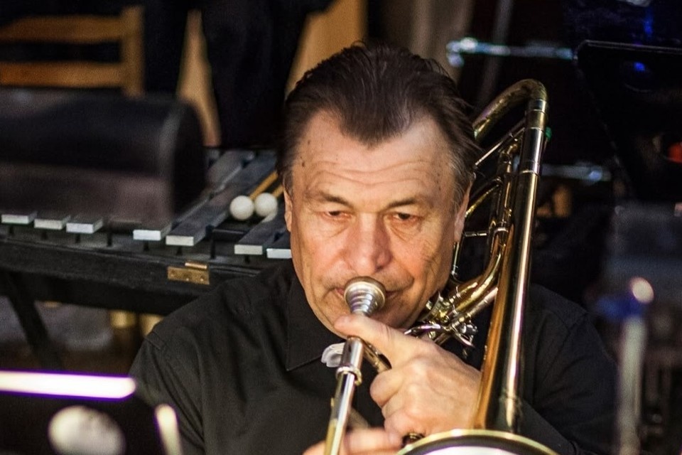    Артист оркестра музыкального театра Александр Гагарин. Фото: Новосибирский музыкальный театр