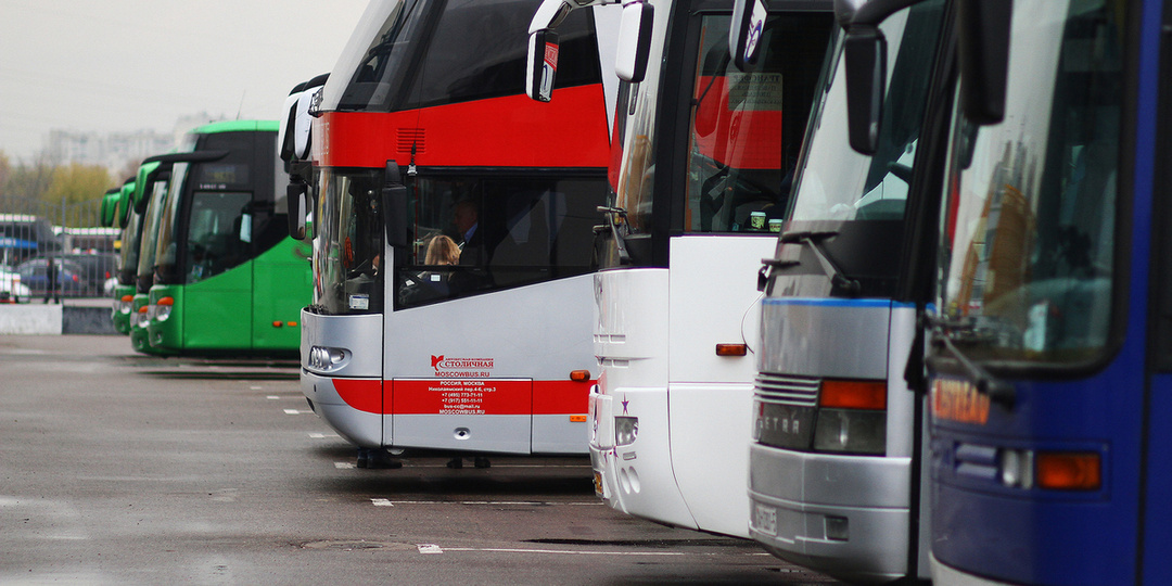 В соседней стране из-за штормового предупреждения из автобуса эвакуировали почти 50 россиян