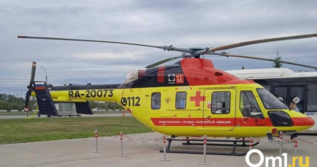 Омичи с инфарктами и недоношенные малыши: в минздраве рассказали, кого доставляли вертолётом в больницы