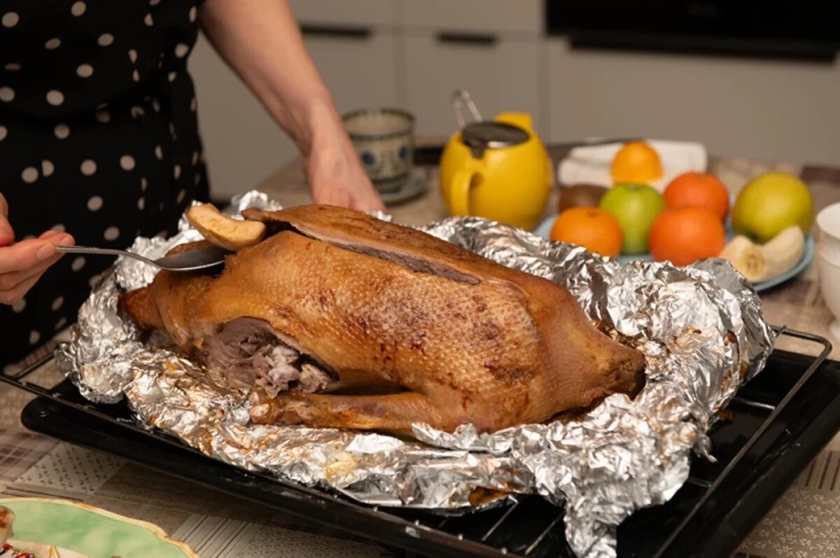    Главное блюдо Рождества во многих странах — гусь или утка.