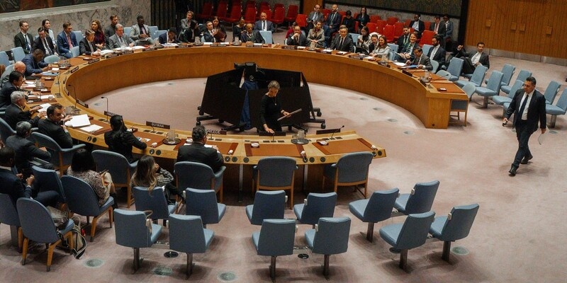 Экстренное заседание в ООН. фото: яндекс.
