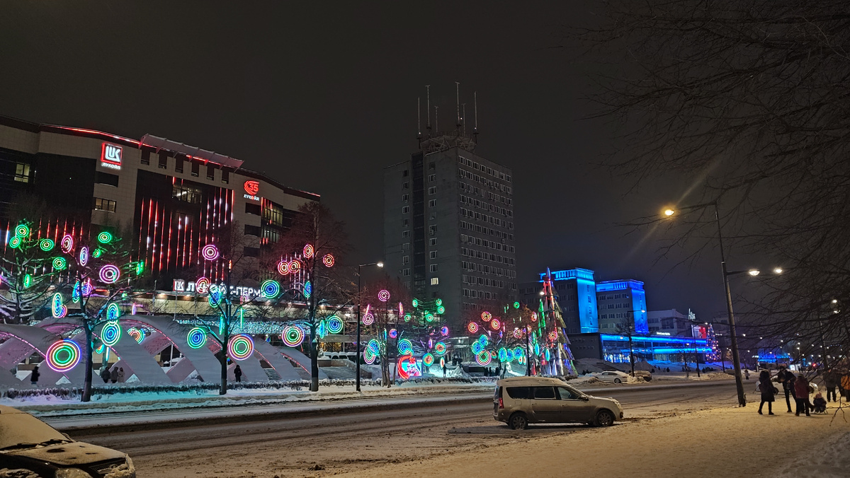 ул. Ленина →