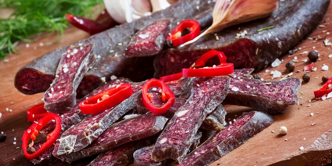 Суджук: мясо, специи и время. Почему этот продукт нельзя торопить