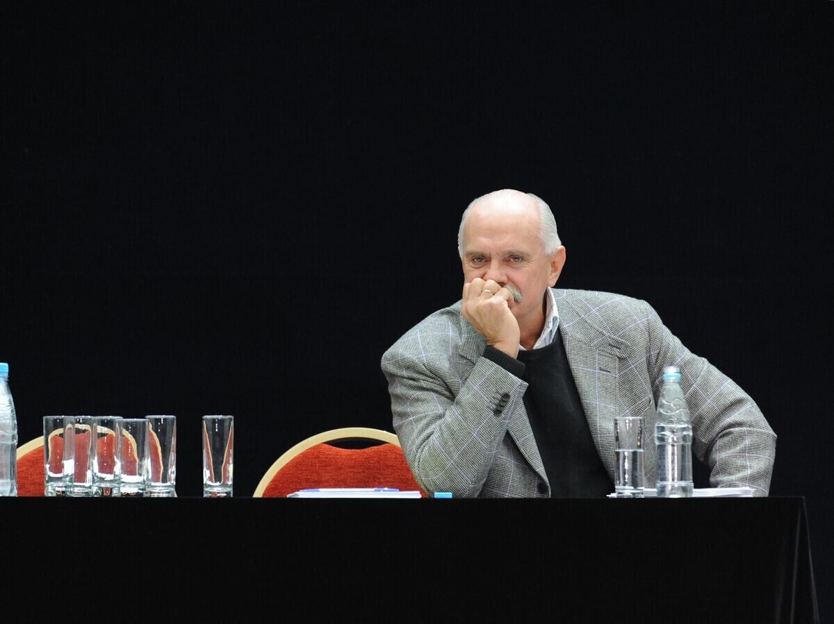    Никита Михалков открыл чрезвычайный съезд Союза кинематографистов в Москве | © РИА Новости / Сергей Пятаков