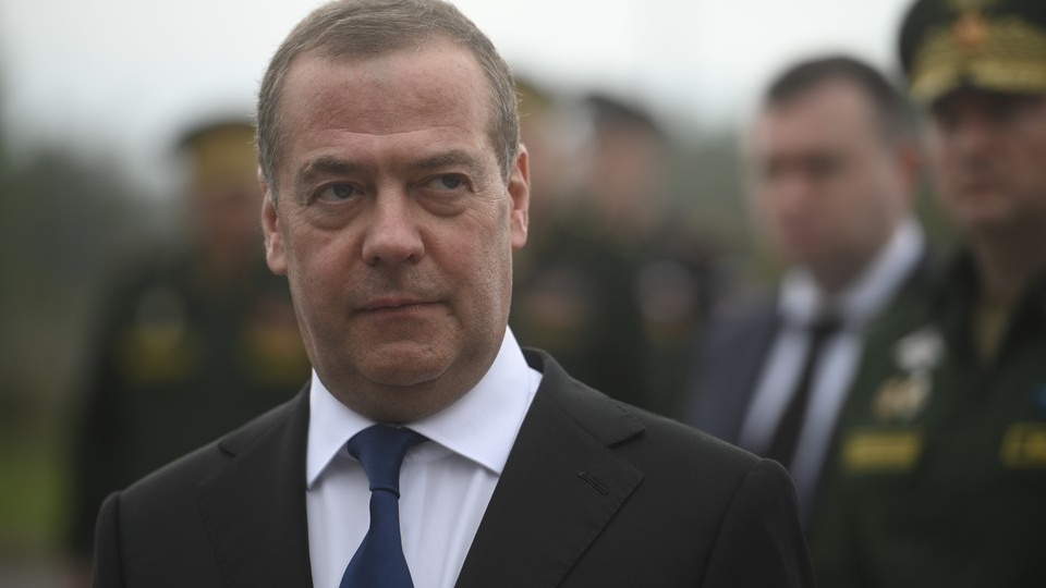 Берлин отреагировал на слова Медведева о похищении Мерца: вот что сказали