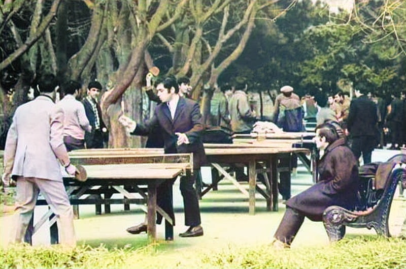 Настольный теннис на Бульваре, 1972