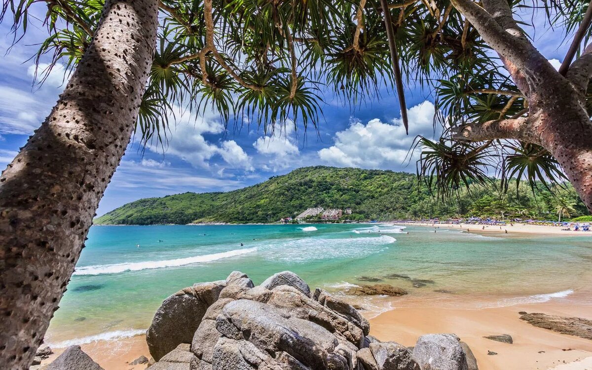 Фото с сайта https://phuket-insider.com/