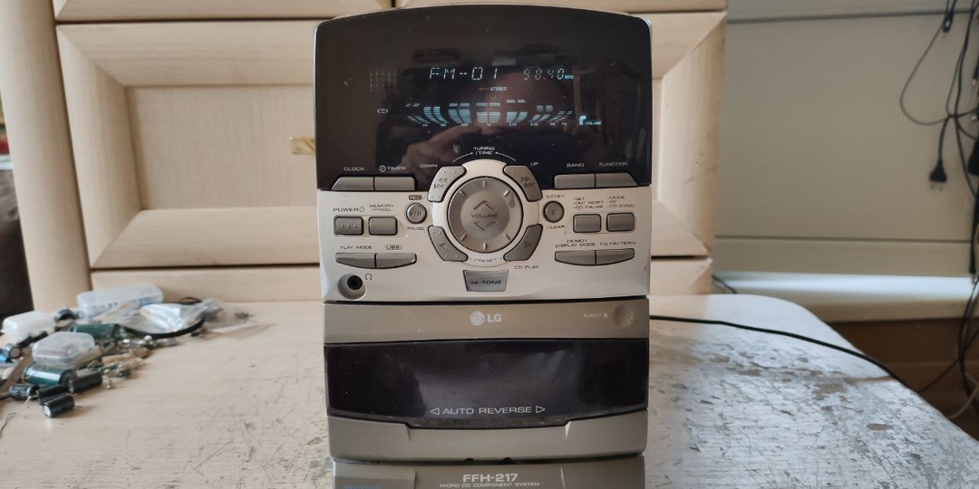 LG FFH-217AX.А вот и первая дичь в новом году, ну для кого то и не дичь, а повседневная кухонная мурчалка от LG