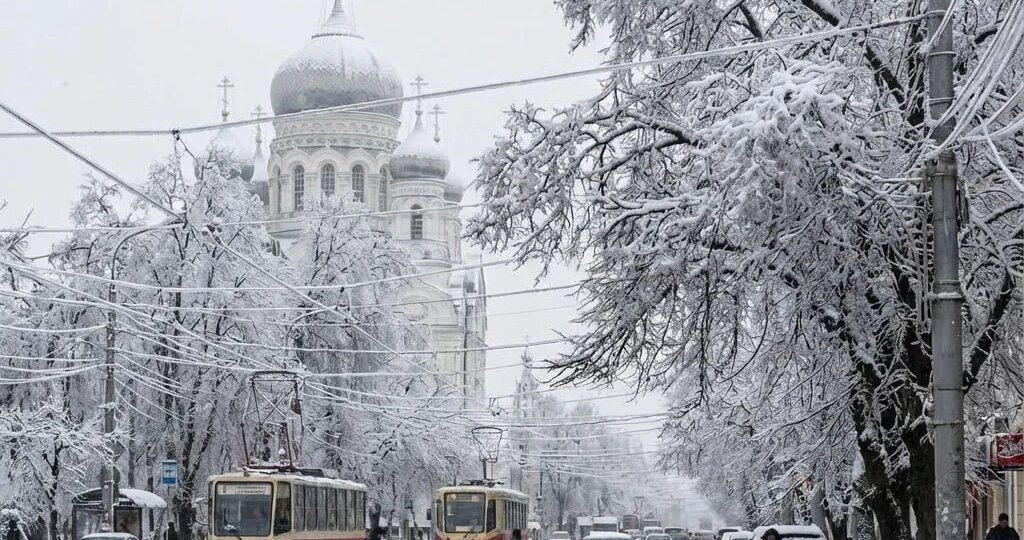 1347 ремонтных бригад ЖКХ трудятся в Ростовской области на праздниках