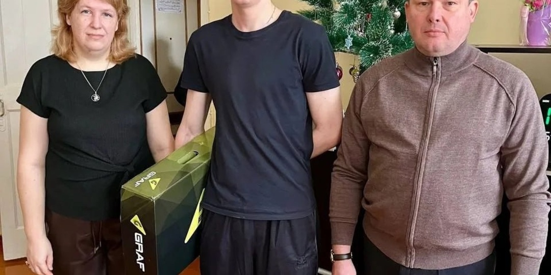 Глава Башкирии Радий Хабиров стал Дедом Морозом