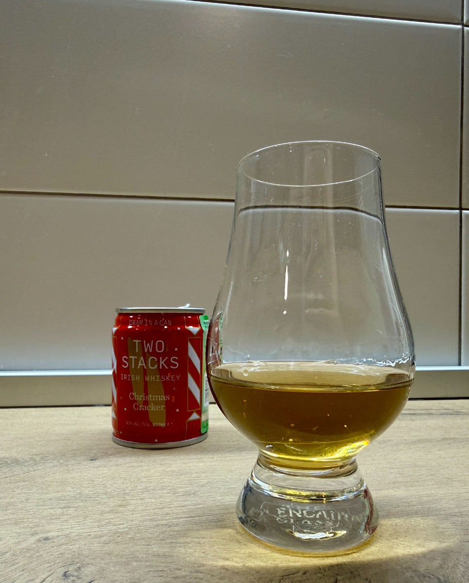 Баночка с лозунгом Dram in a can - выглядит прекрасно!