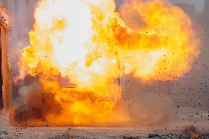 Обложка © Shutterstock / FOTODOM / Serhii Yushkov