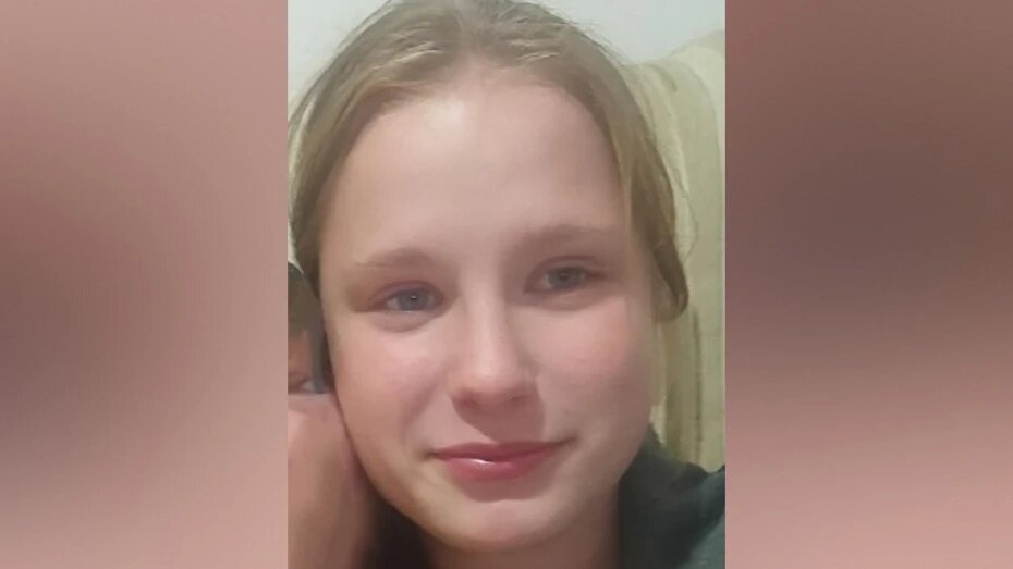 Воронежские волонтеры ищут 13-летнюю девушку в зеленой куртке