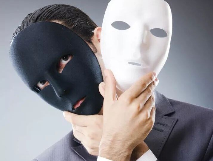 Тихие абьюзеры: почему они опаснее открытых агрессоров