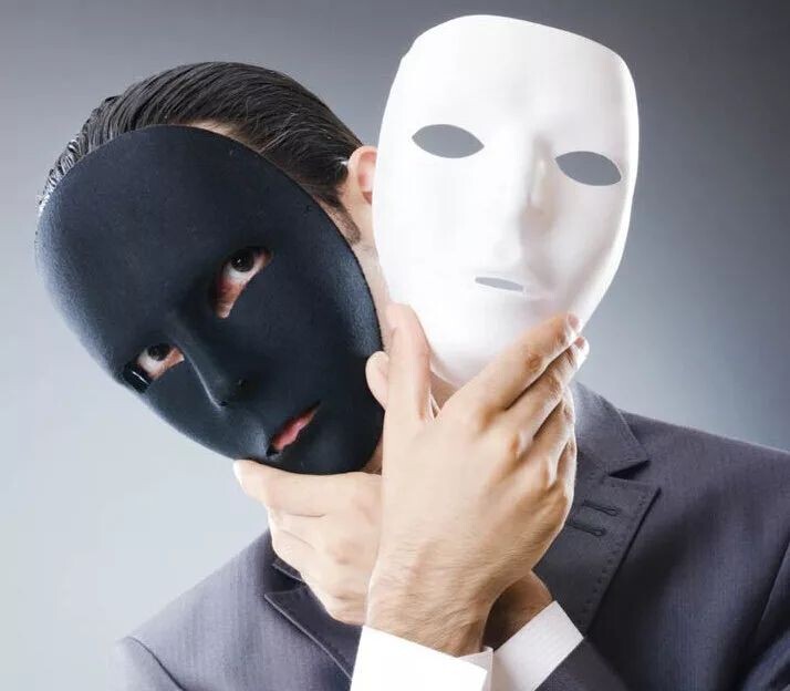 С тихим абьюзером бал-маскарад никогда не кончится