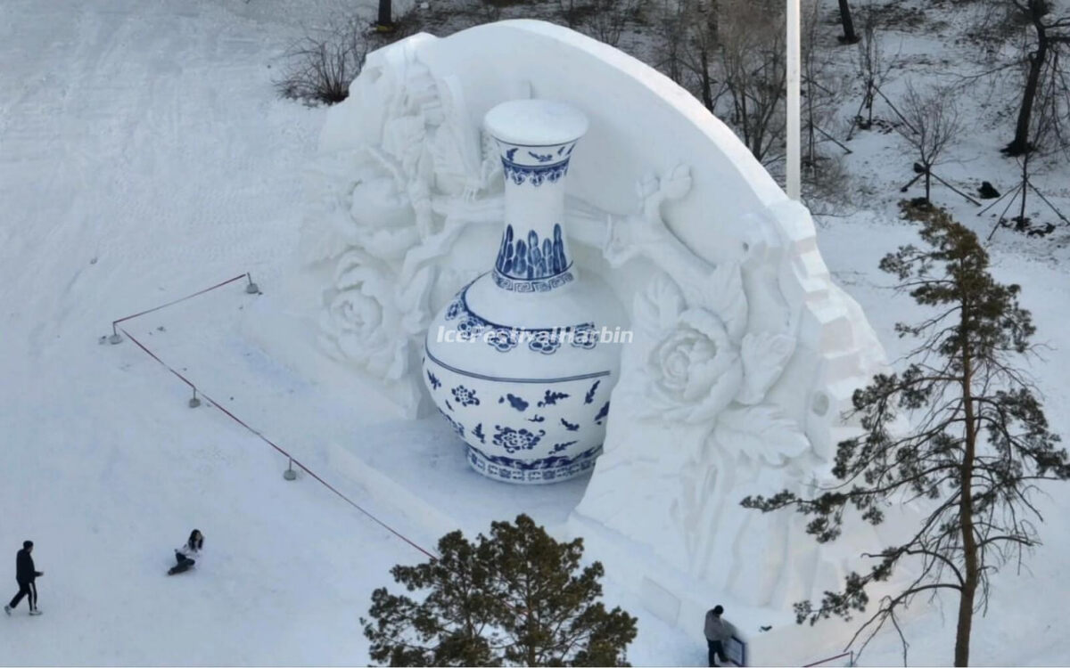 Фото с официального сайиа фестиваля