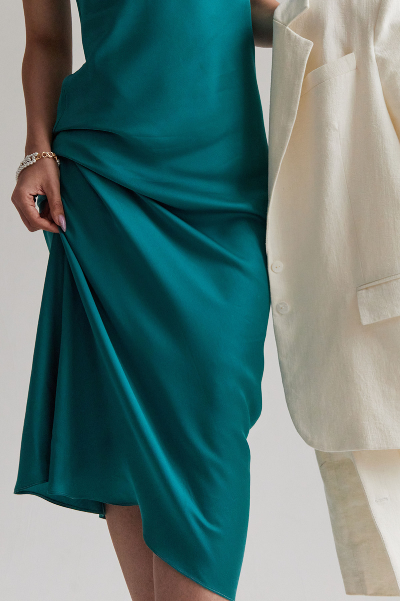 Жакет из 100% крапивы. Платье из 100% тенселя.