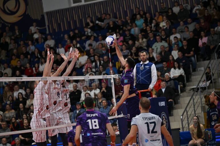    «Оренбуржье» уступило «Нове» в первом матче года Антон Пичурин