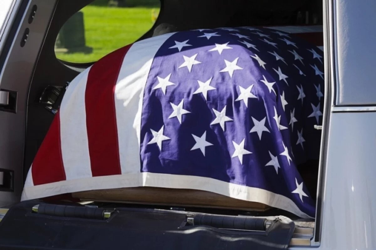    Экс-советник ЦРУ Рикардс назвал США проигравшими в глобальной игре держав