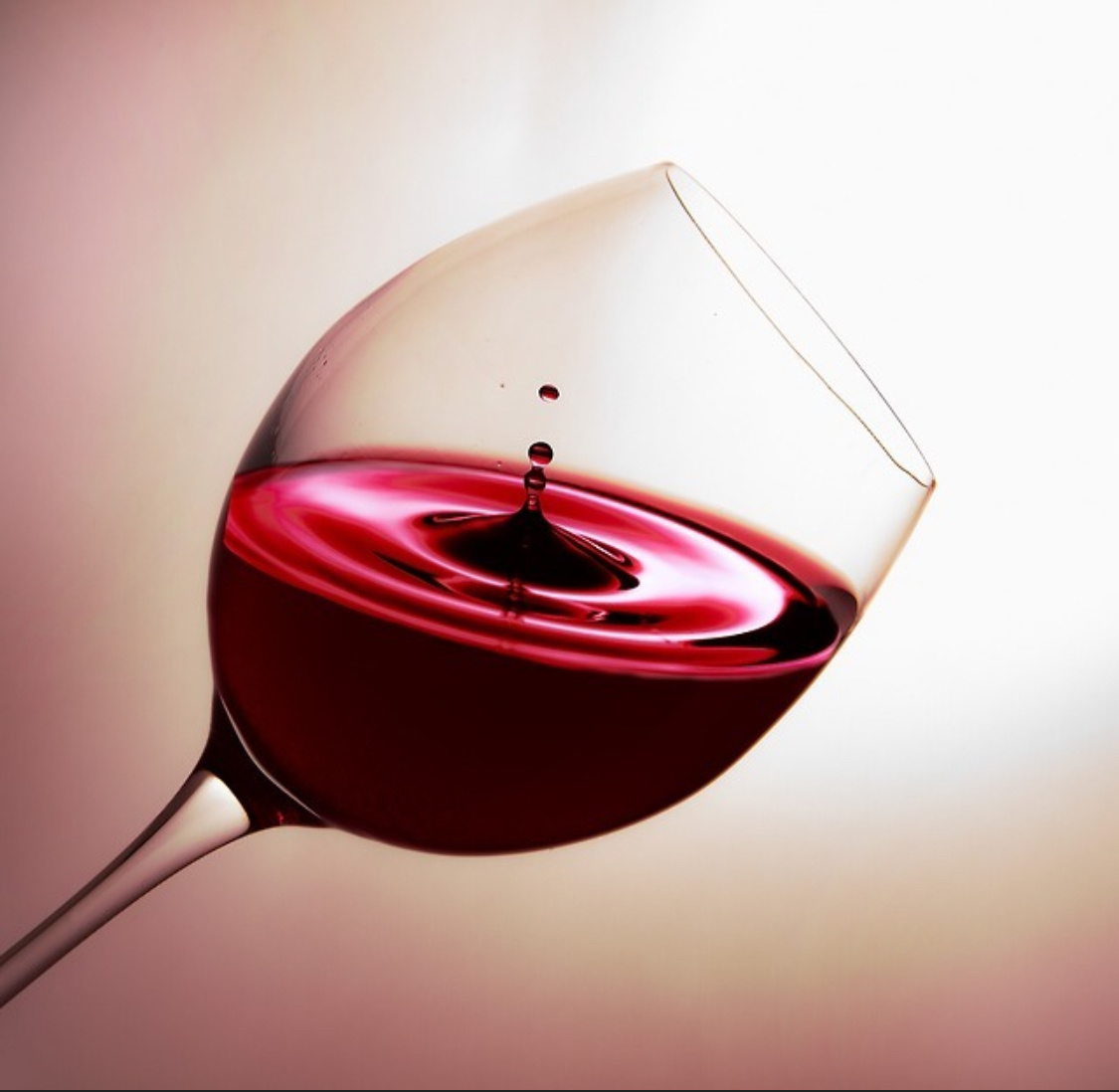 Почему алкоголь вредит?