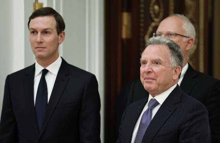 Джаред Кушнер и Стивен Уиткофф. Обложка © РИА Новости / Александр Казаков