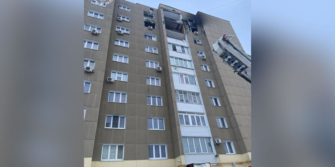 «Проснулась от взрыва, выстрелов не слышала»: очевидица — о ЧП в жилом доме в Твери