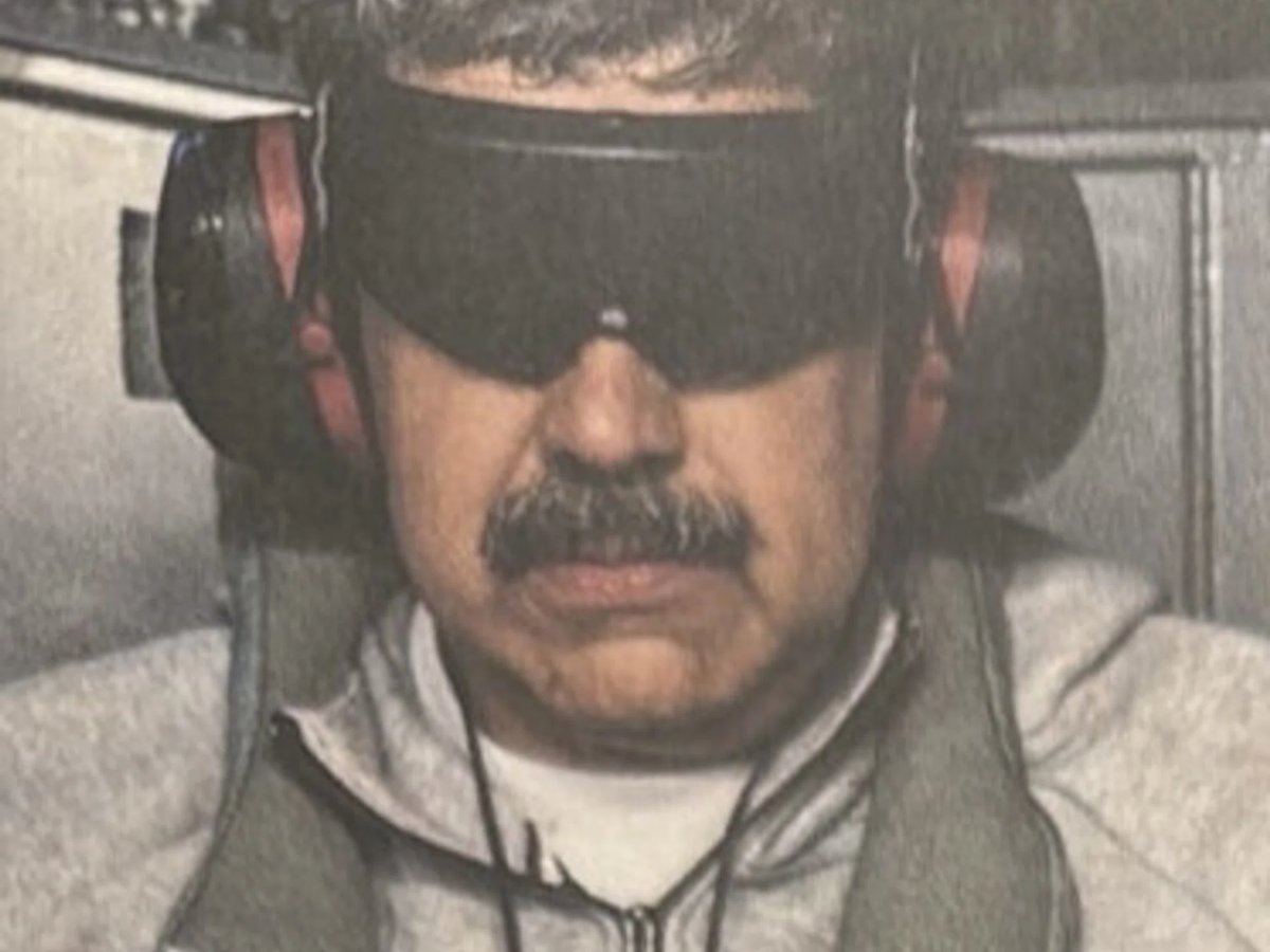    Фото Мадуро в Nike Tech Fleece мгновенно разлетелось по всему миру