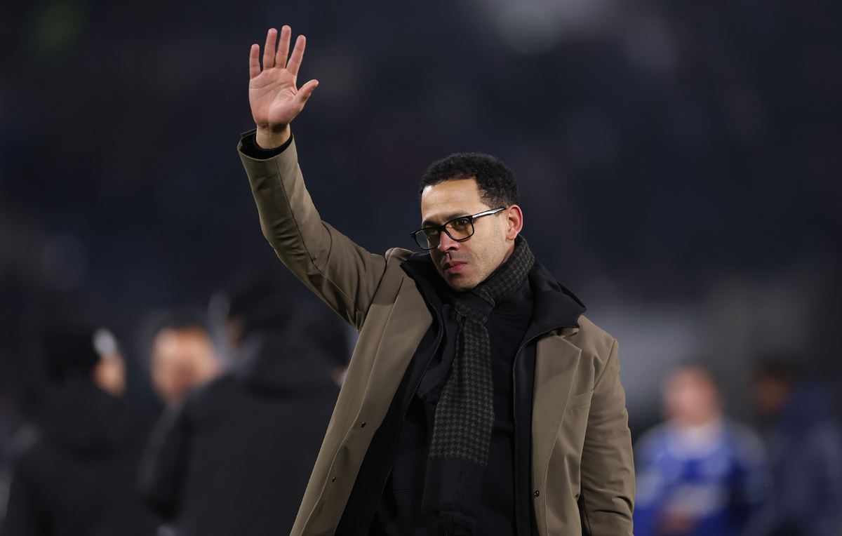    Главный тренер "Челси" Лиам Росеньор  Justin Setterfield/Getty Images