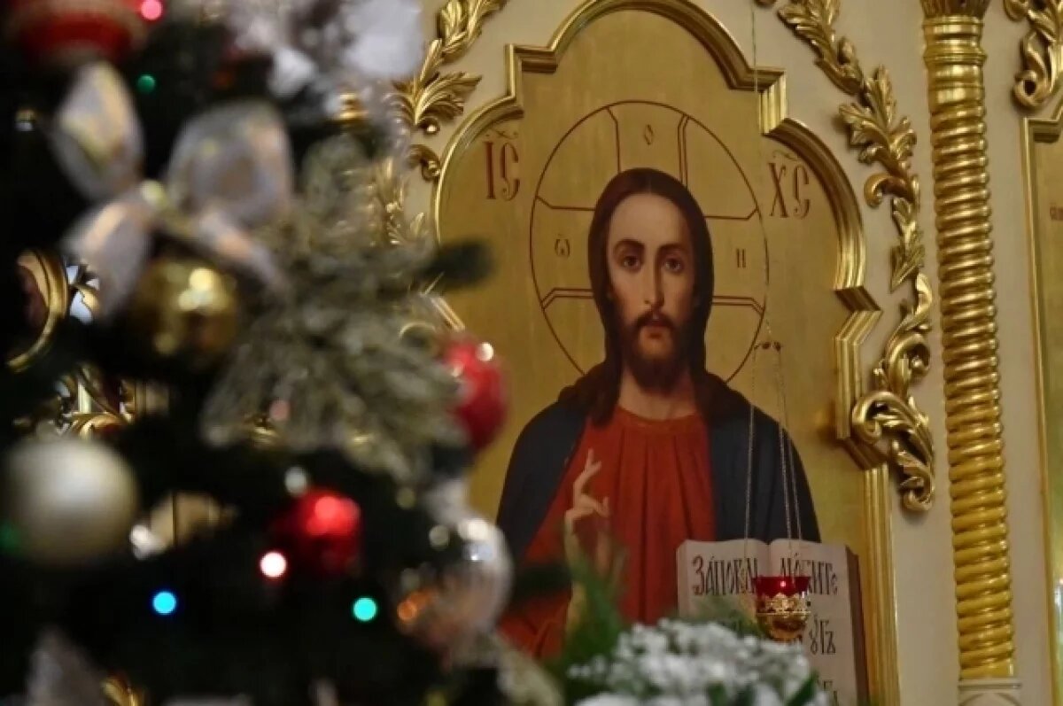    Спрячьте монетку в пирог.