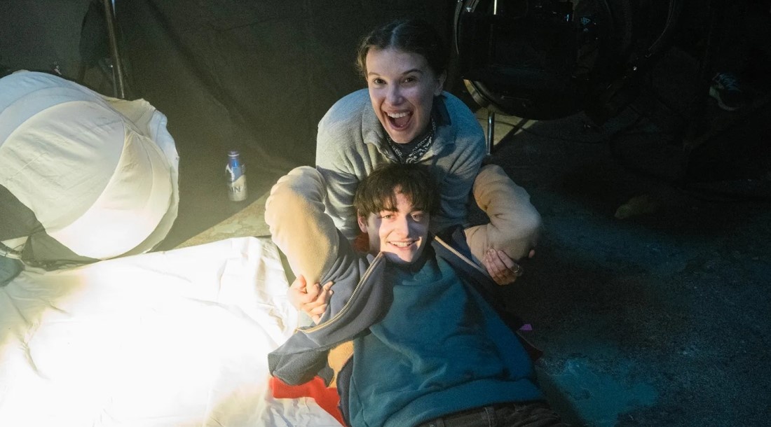     Кадр со съемок 5 сезона сериала «Очень странные дела» (2025) / Фото: Netflix