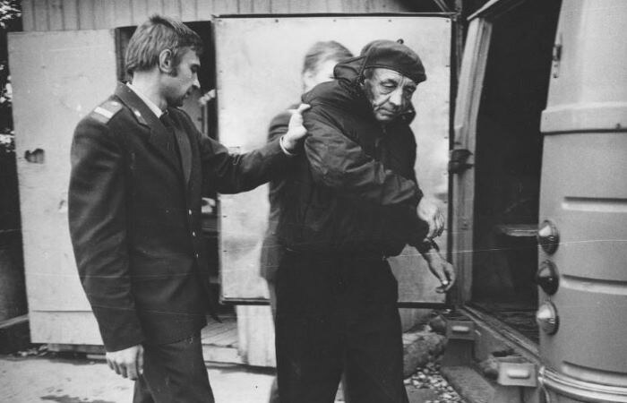 Доставка в вытрезвитель