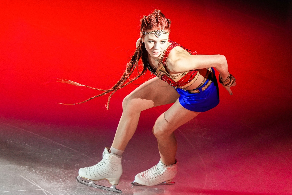    26 декабря 2021 Александра Трусова во время показательных выступлений на чемпионате России по фигурному катанию в Санкт-Петербурге. /Александр Вильф/ РИА Новости