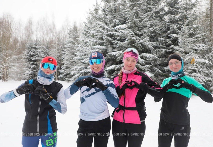     Обильный снег – лучший подарок для юных биатлонистов Копыля на каникулах